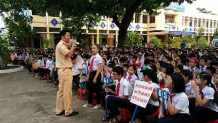 Tam Kỳ: Tổ chức các hoạt động hưởng ứng Tháng cao điểm  An toàn giao thông năm 2016