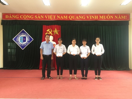 Tam Kỳ: tổ chức chương trình San sẻ yêu thương khối trường học