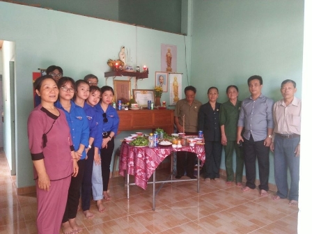 anh bua com doan vien