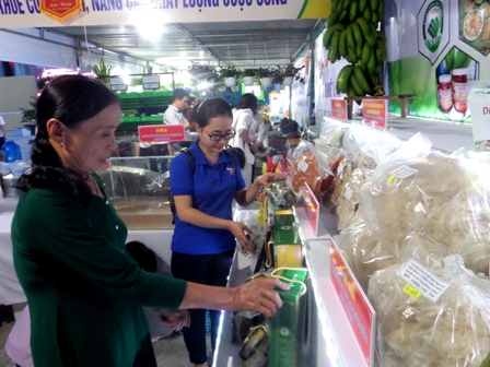 anh hoi cho 3