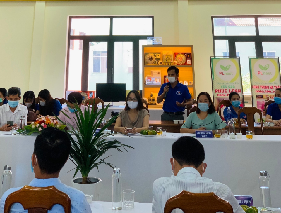 Thanh niên có mô hình kinh tế phát biểu tại diễn đàn