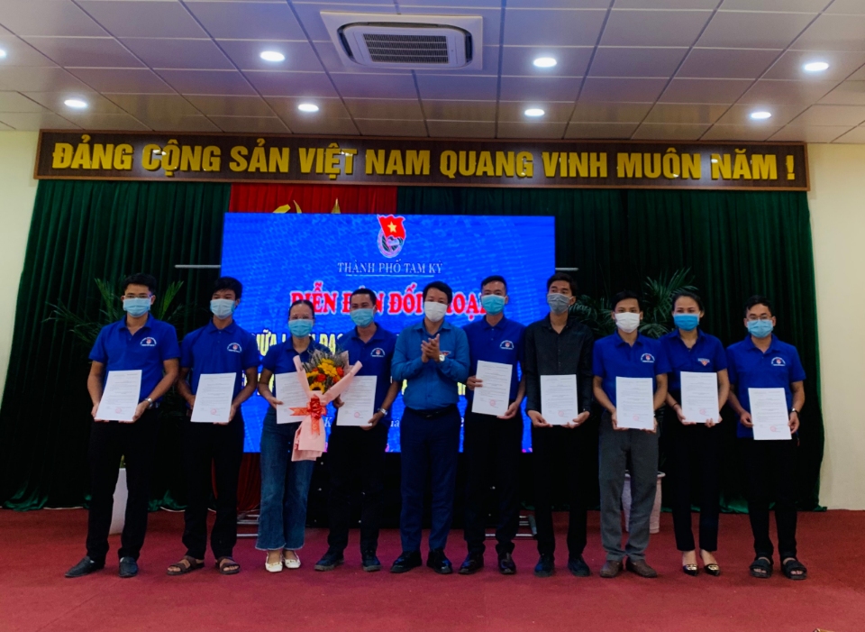Ra mắt CLB thanh niên khởi nghiệp