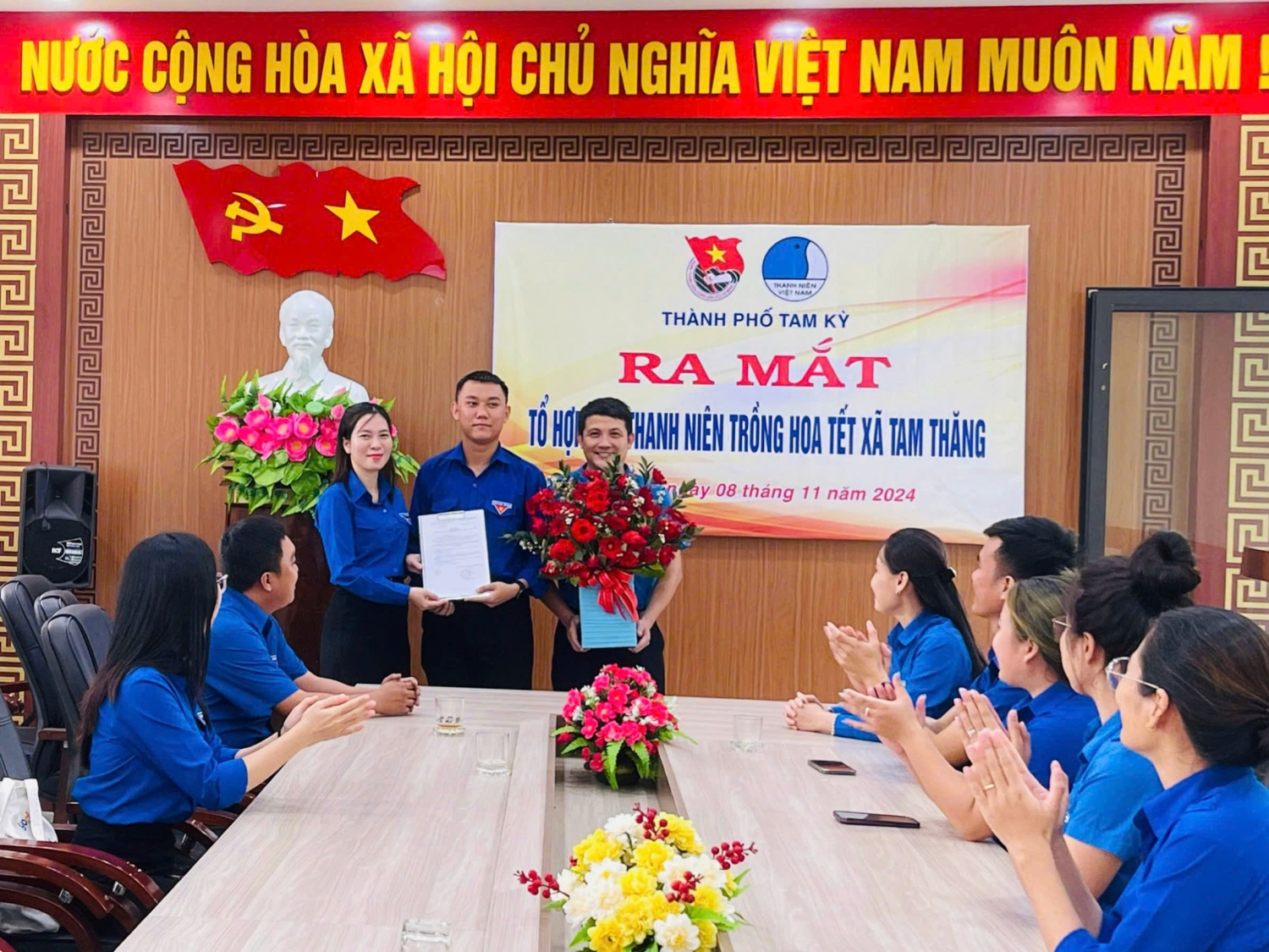 ra mat tht trong hoa tam thang