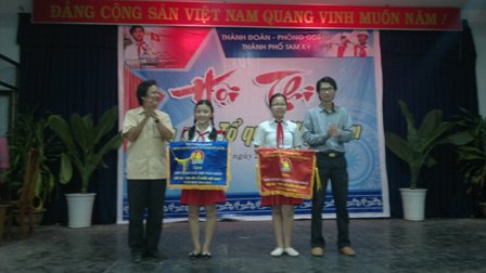 Hội thi "Em yêu Tổ quốc Việt Nam"
