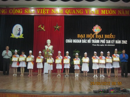 Đại hội Cháu ngoan Bác Hồ thành phố Tam Kỳ năm 2012