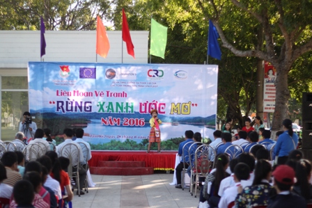 Liên hoan vẽ tranh "Rừng xanh ước mơ" năm 2016